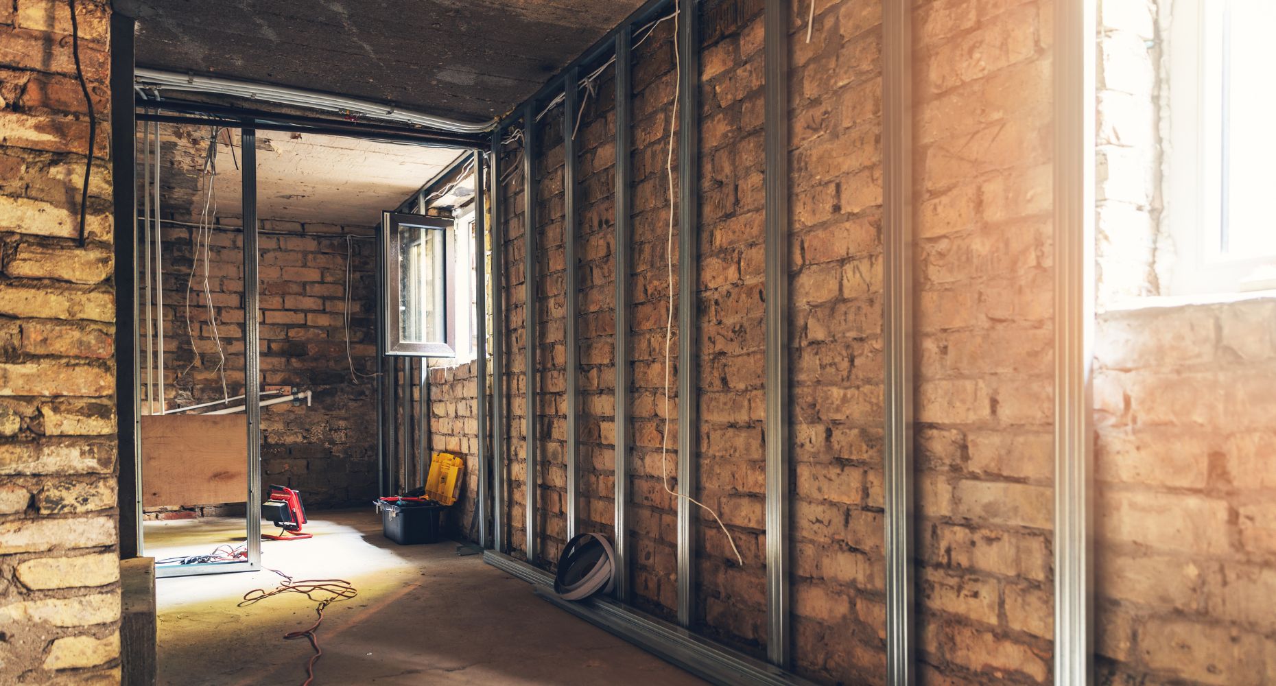 Ocieplanie starego budynku z cegły - Ocieplenie Domów