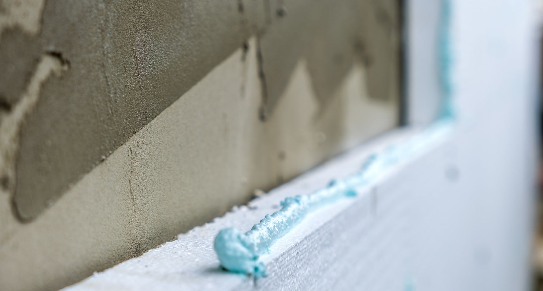 Ocieplenie domu styropianem – jaka grubość izolacji ma sens